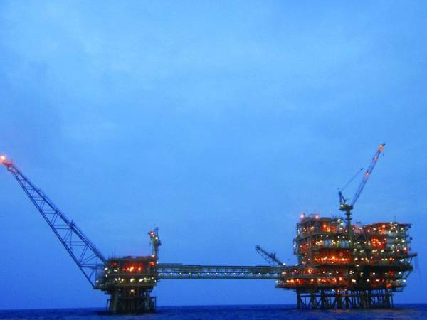 海面漂浮平臺的主要功能和用途是什么？